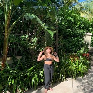 Meet your Posher, Addison